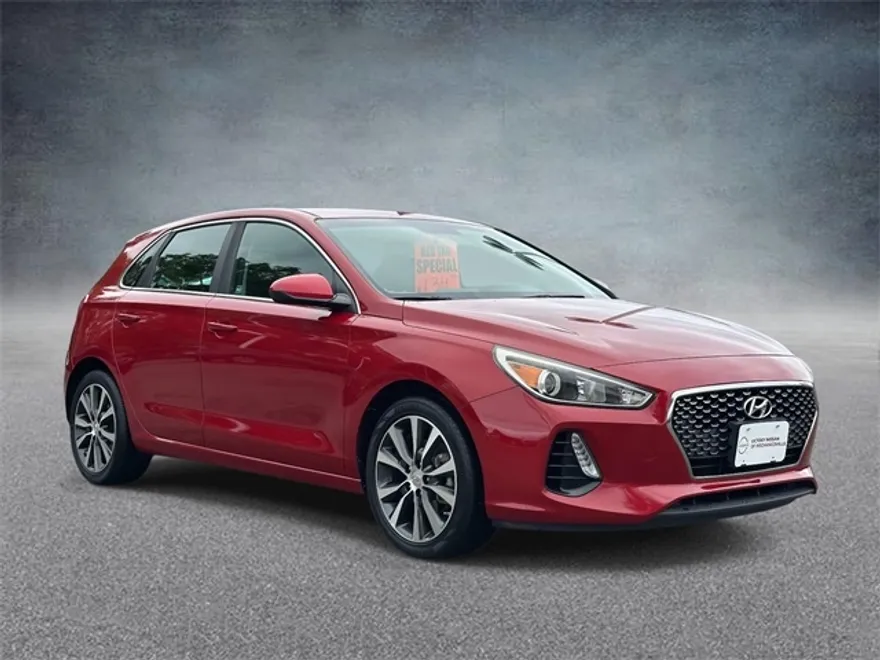 2018 Hyundai Elantra GT Base photo 1