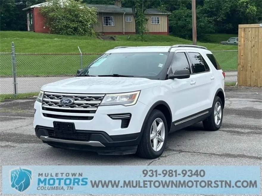 2018 Ford Explorer XLT photo 1