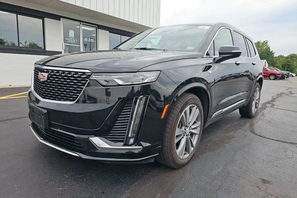 2025 Cadillac XT6 Premium Luxury photo 1