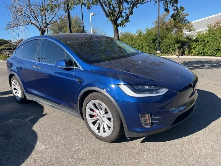 2016 Tesla Model X 75D photo 1