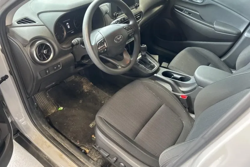 2023 Hyundai Kona SEL photo 1