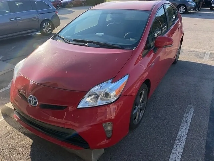 2015 Toyota Prius Four photo 1