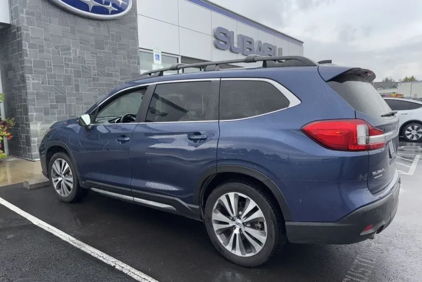 2019 Subaru Ascent Limited photo 1