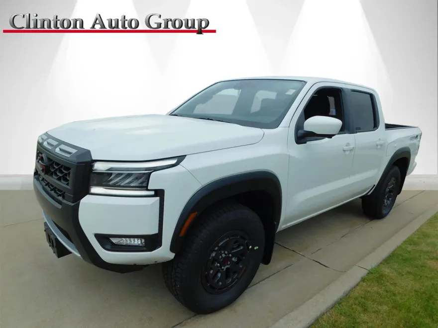 2025 Nissan Frontier PRO-4X photo 1