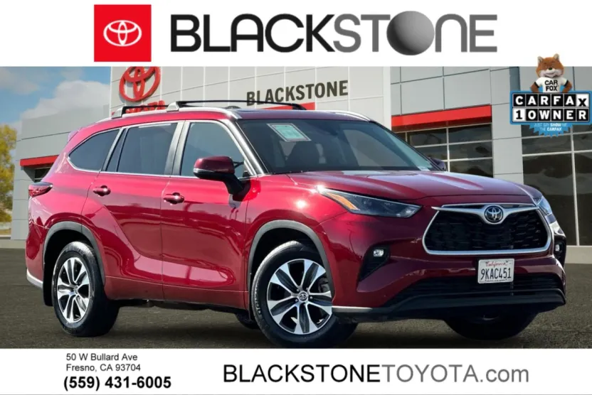 2023 Toyota Highlander L photo 1