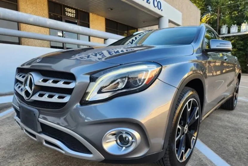 2019 Mercedes Benz GLA 250 4MATIC photo 1