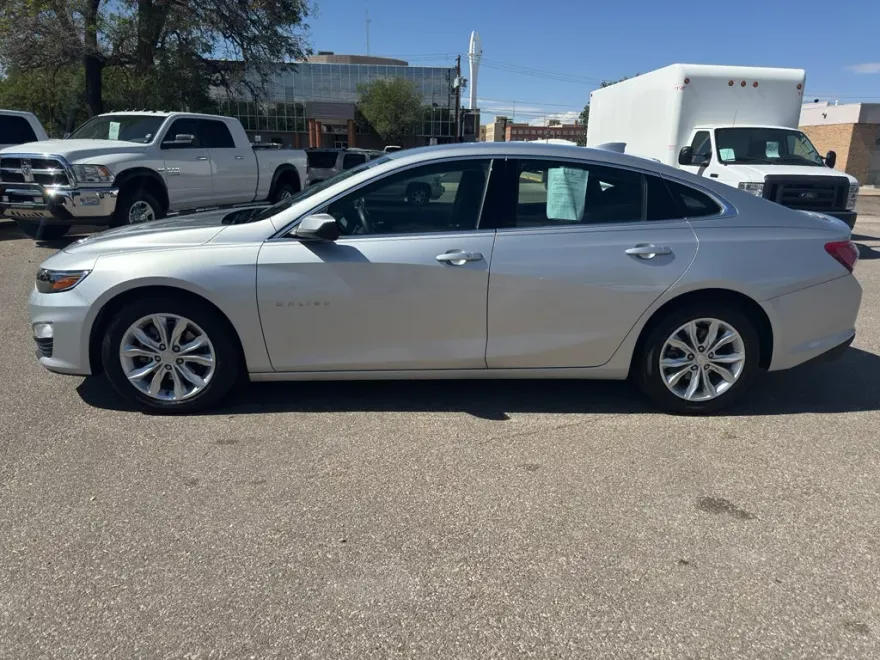 2020 Chevrolet Malibu 1LT photo 1
