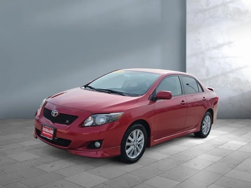 2010 Toyota Corolla photo 1