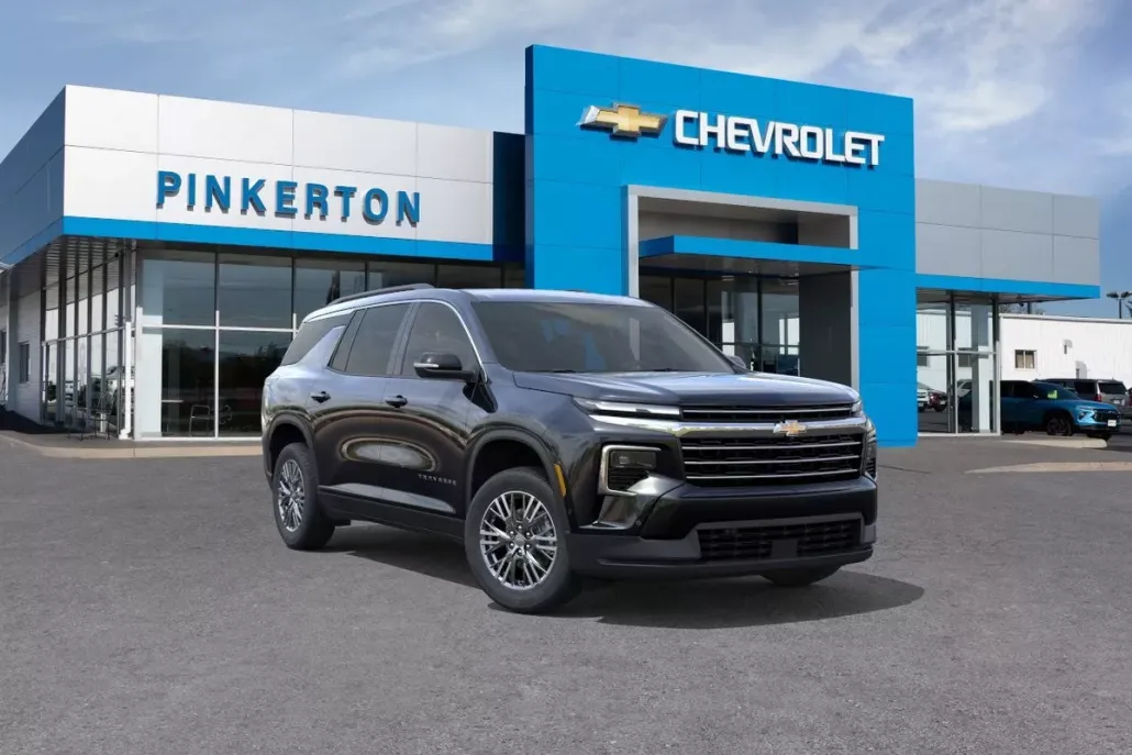 2025 Chevrolet Traverse photo 1