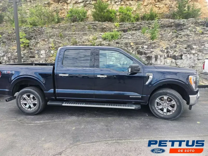 2021 Ford F-150 XLT photo 1
