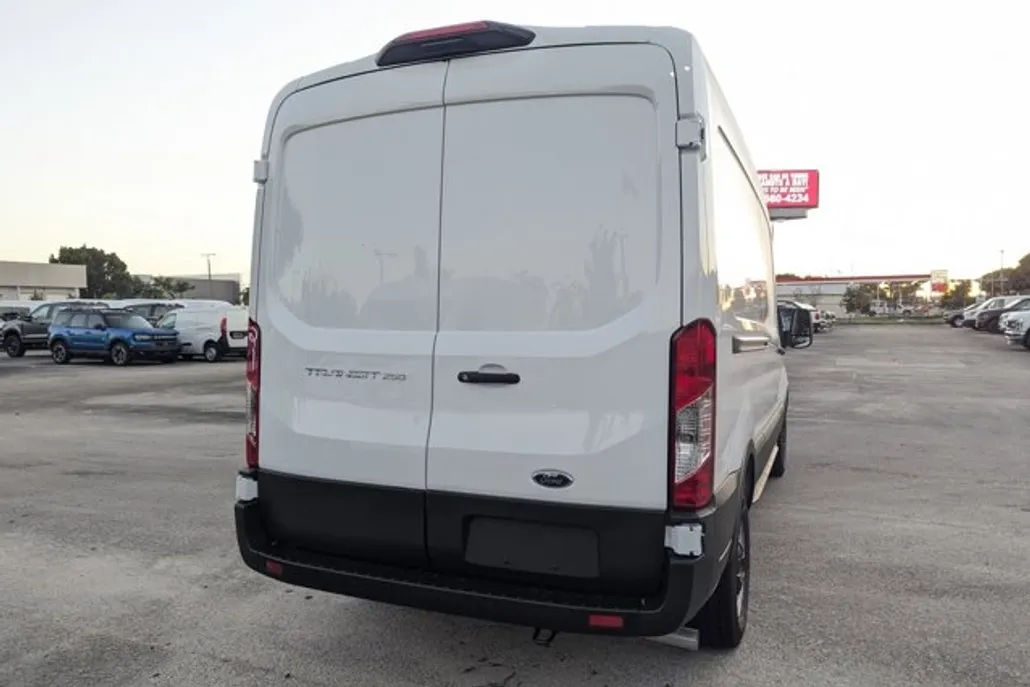2025 Ford Transit photo 1