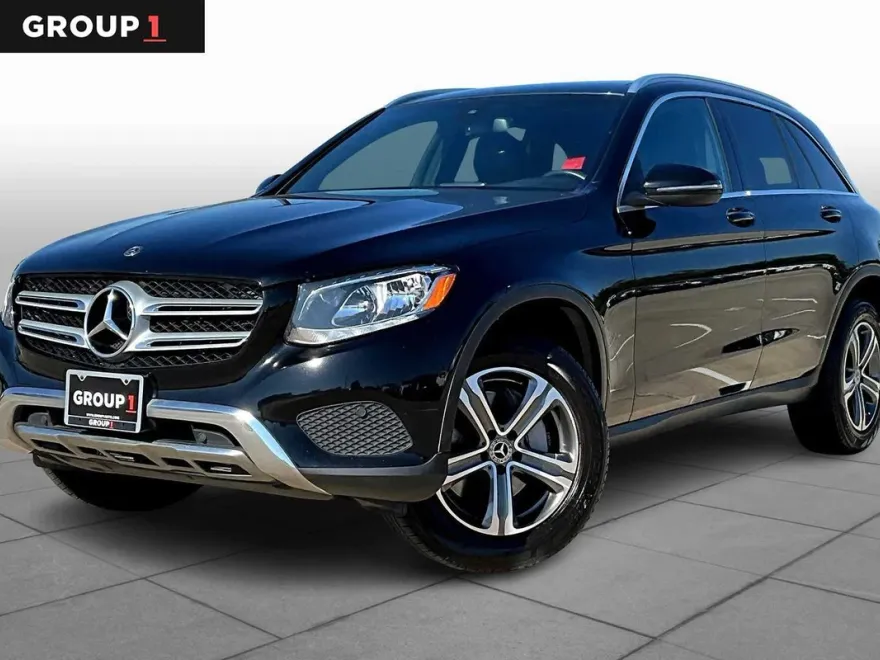 2018 Mercedes Benz GLC 300 photo 1