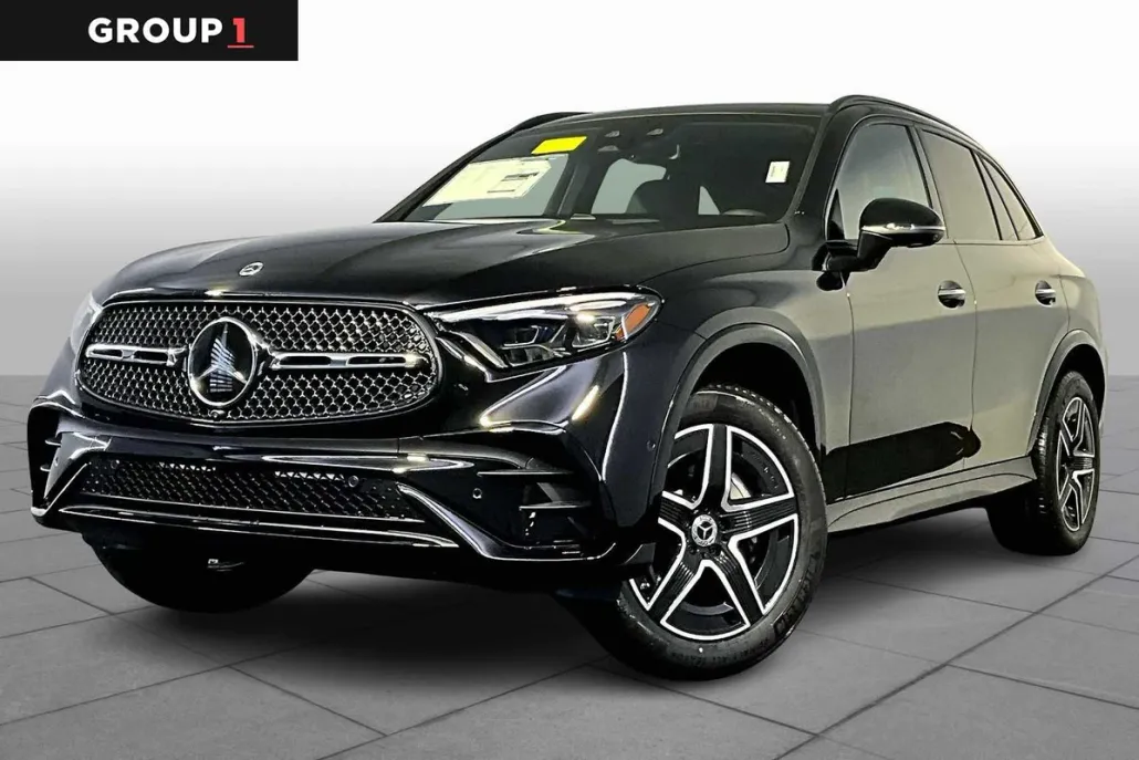 2026 Mercedes Benz GLC 300 4MATIC photo 1