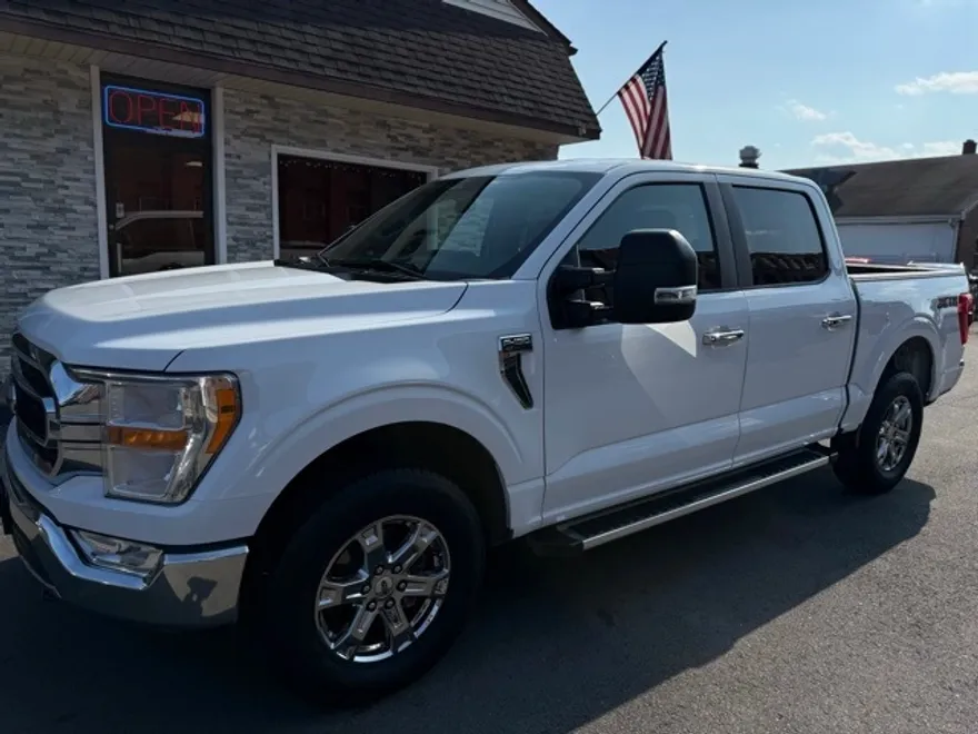 2022 Ford F-150 XLT photo 1