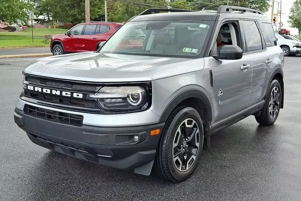 2022 Ford Bronco Sport Outer Banks photo 1