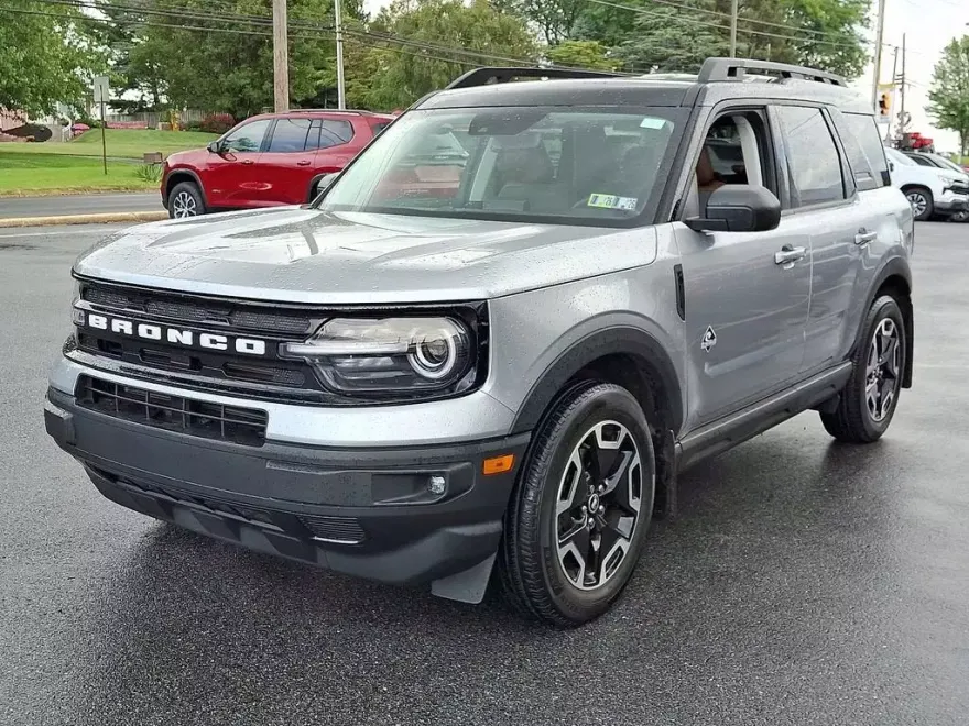 2022 Ford Bronco Sport Outer Banks photo 1