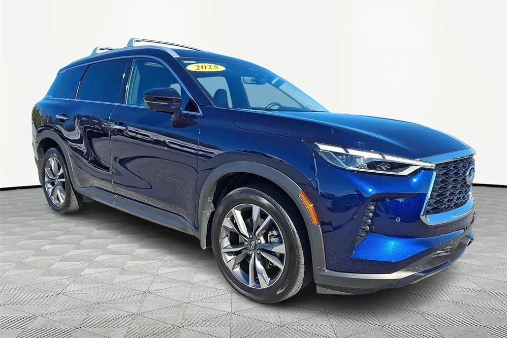 2025 Infiniti QX60 Luxe photo 1
