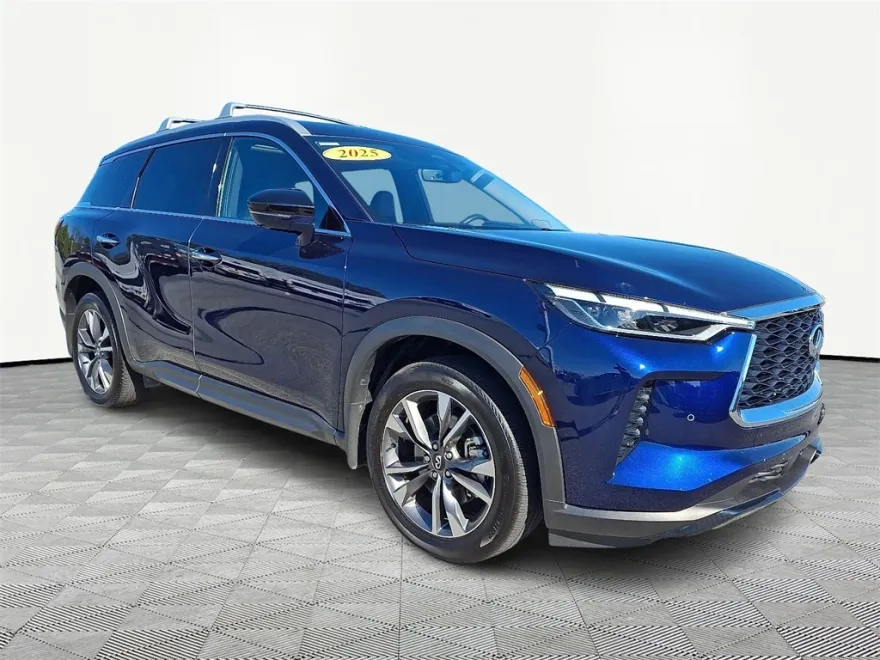2025 Infiniti QX60 Luxe photo 1