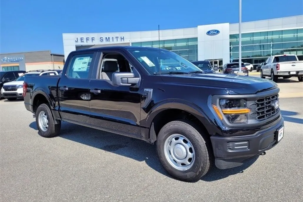 2025 Ford F-150 XL photo 1