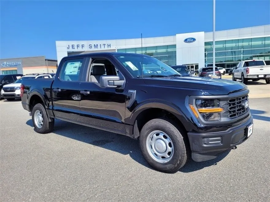 2025 Ford F-150 XL photo 1