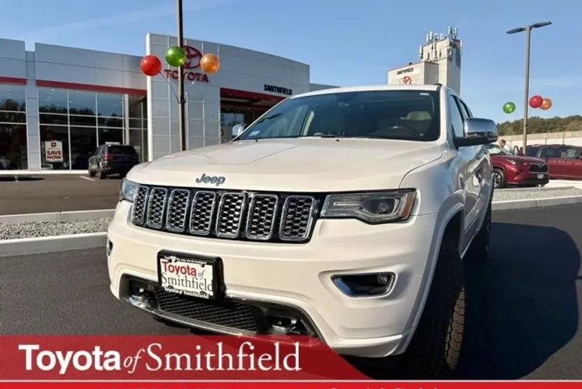 2017 Jeep Grand Cherokee Overland photo 1