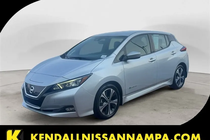 2018 Nissan Leaf SV photo 1