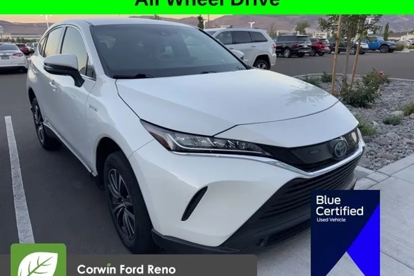 2021 Toyota Venza LE photo 1