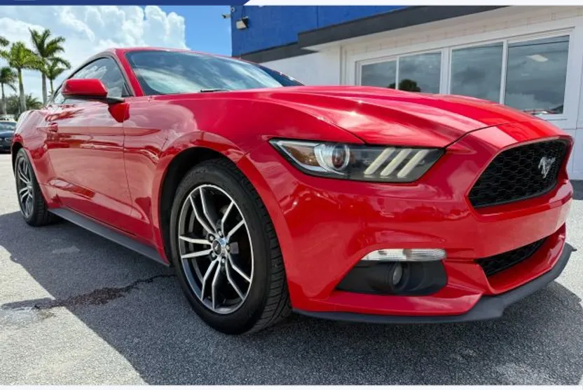2017 Ford Mustang EcoBoost Premium photo 1