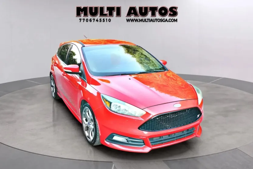 2015 Ford Focus ST photo 1