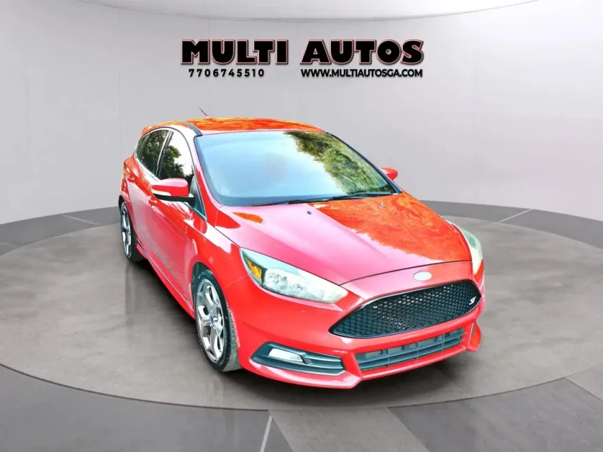 2015 Ford Focus ST photo 1