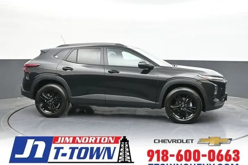 2026 Chevrolet Trax ACTIV photo 1