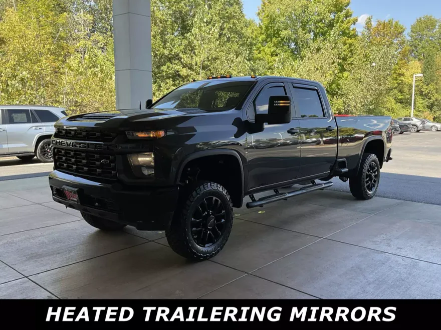 2021 Chevrolet Silverado 2500HD Custom photo 1