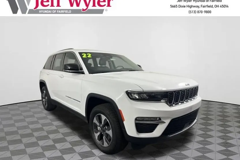 2022 Jeep Cherokee Limited 4xe photo 1