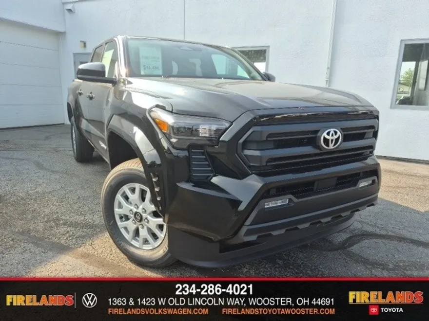 2025 Toyota Tacoma SR5 4x4 Double Cab photo 1