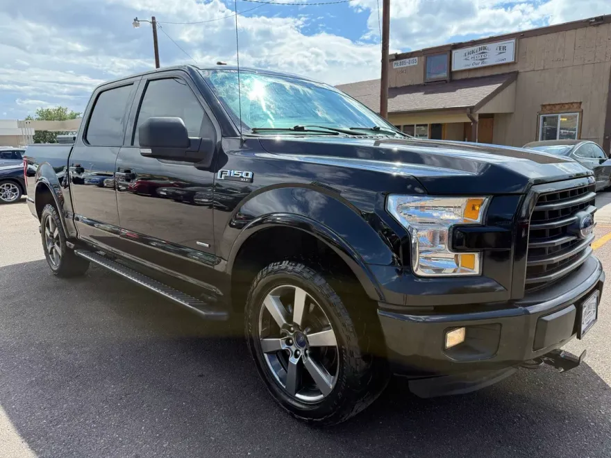 2016 Ford F-150 XLT photo 1