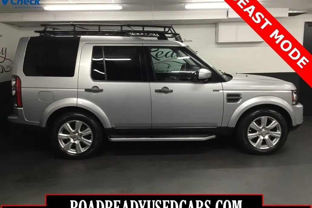 2016 Land Rover LR4 HSE photo 1