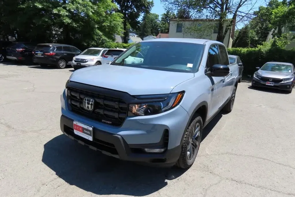 2026 Honda Ridgeline Sport photo 1