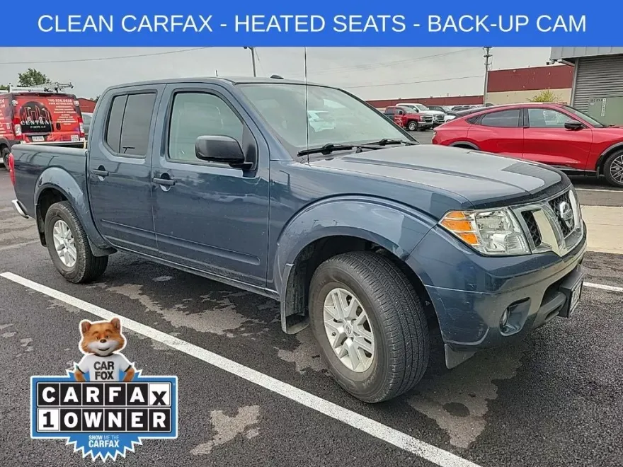 2015 Nissan Frontier SV photo 1