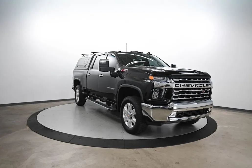 2022 Chevrolet Silverado 3500HD LTZ photo 1