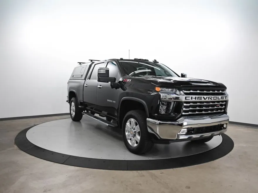 2022 Chevrolet Silverado 3500HD LTZ photo 1