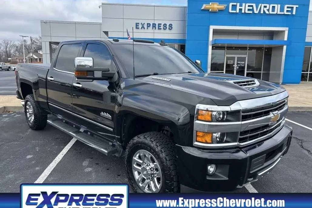 2019 Chevrolet Silverado 3500HD High Country photo 1