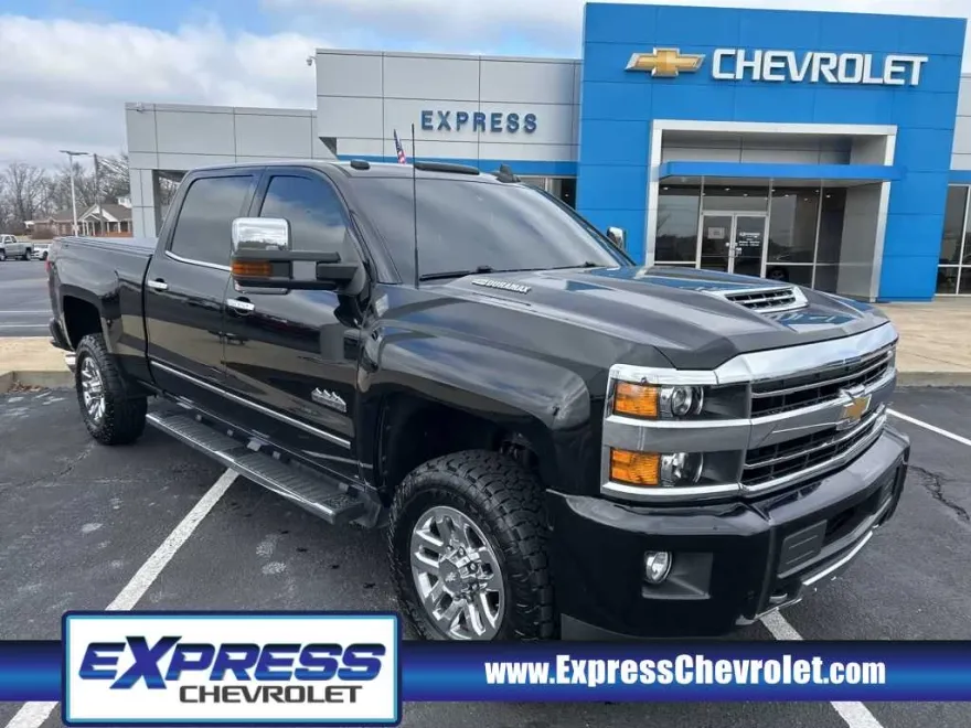 2019 Chevrolet Silverado 3500HD High Country photo 1