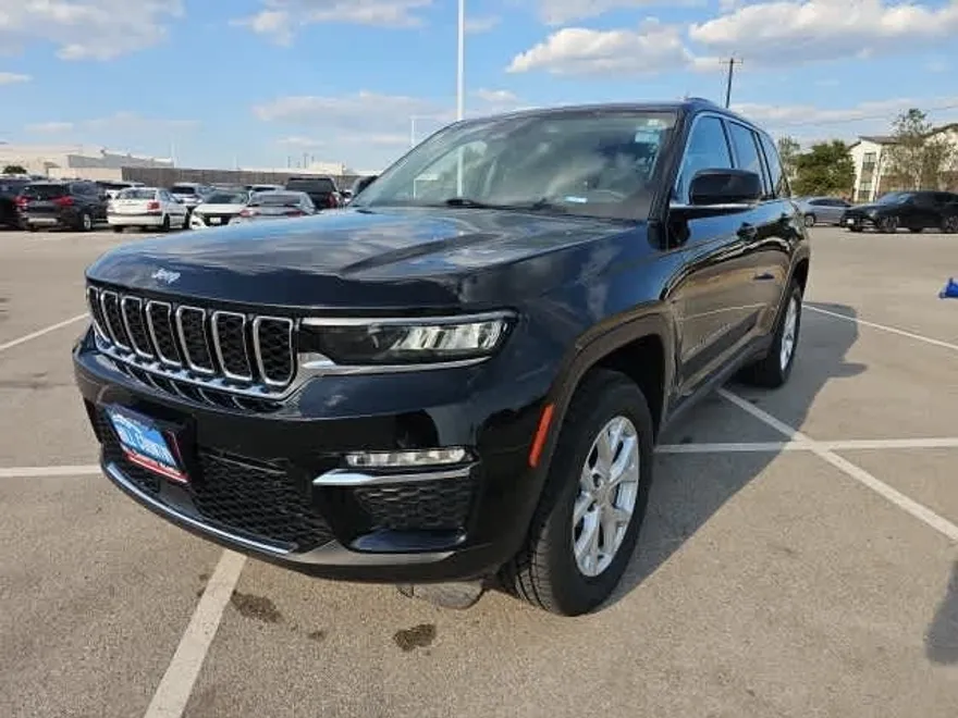 2023 Jeep Grand Cherokee Limited photo 1