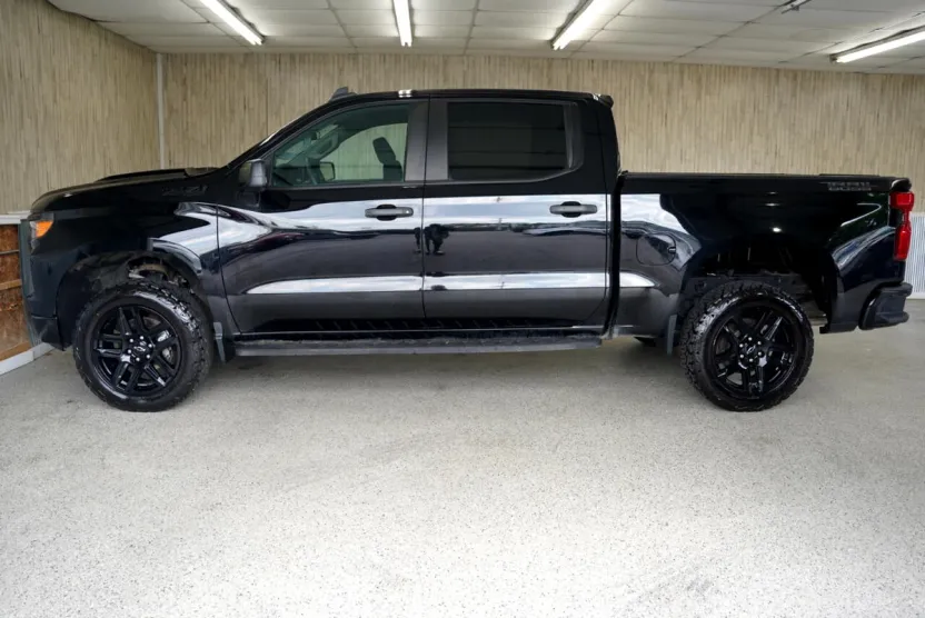2022 Chevrolet Silverado 1500 Custom Trail Boss photo 1