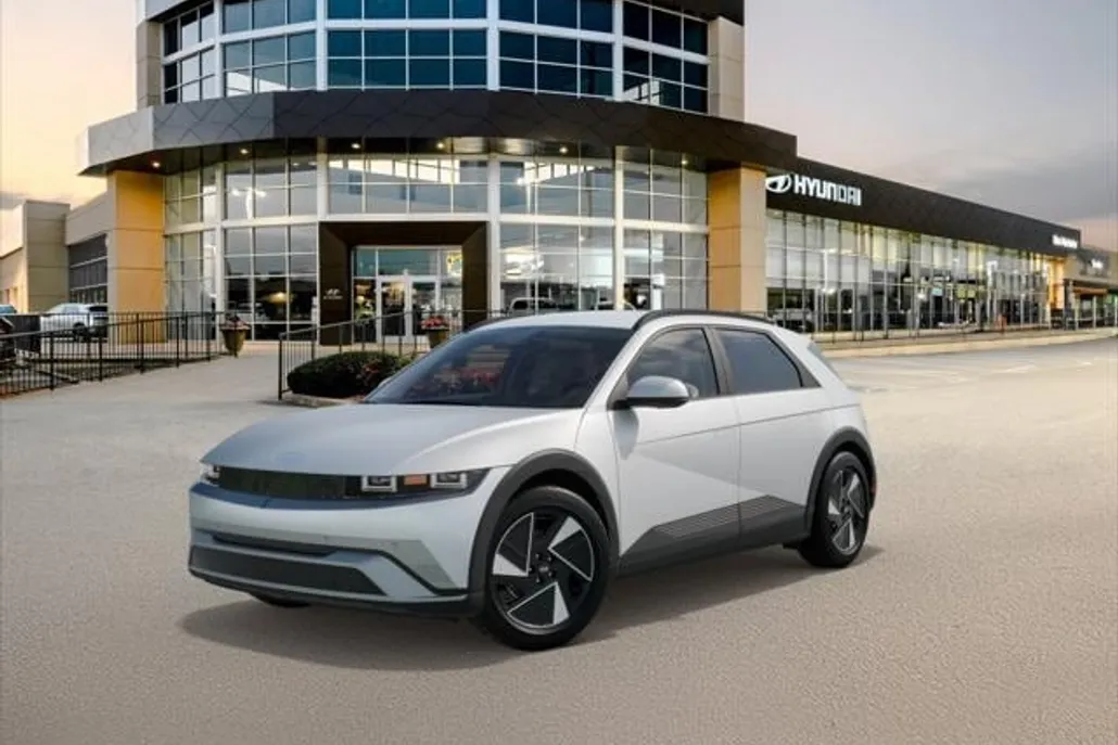 2025 Hyundai Ioniq 5 SEL photo 1