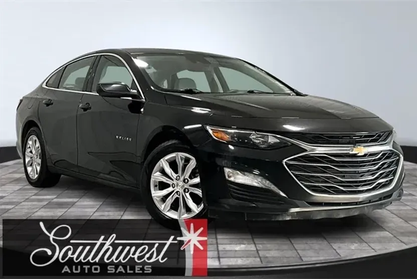 2022 Chevrolet Malibu 1LT photo 1
