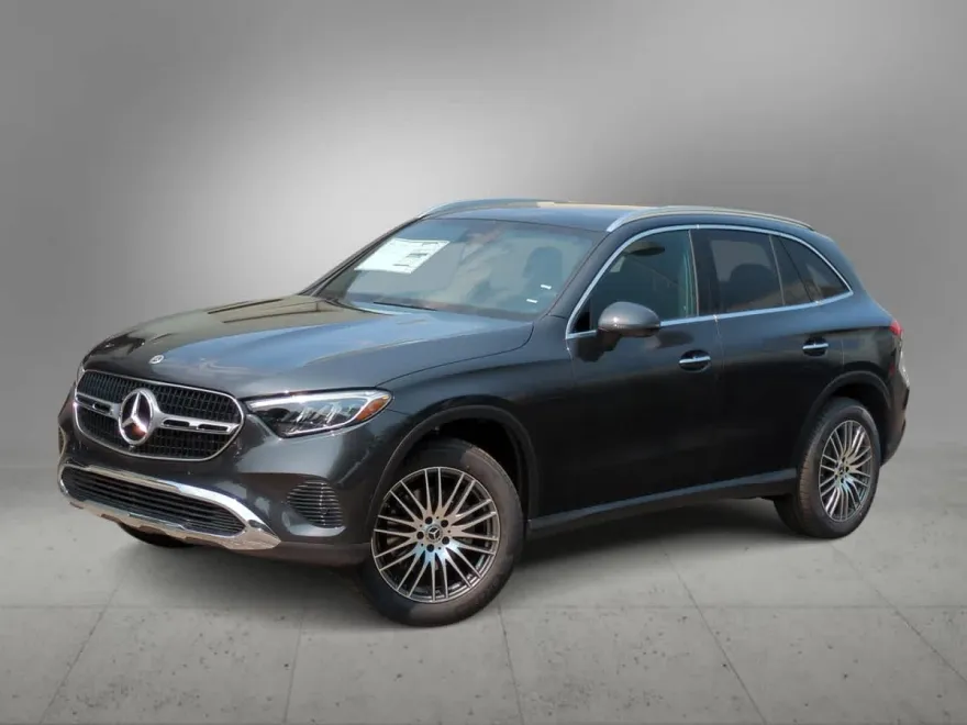 2025 Mercedes Benz GLC 300 4MATIC photo 1