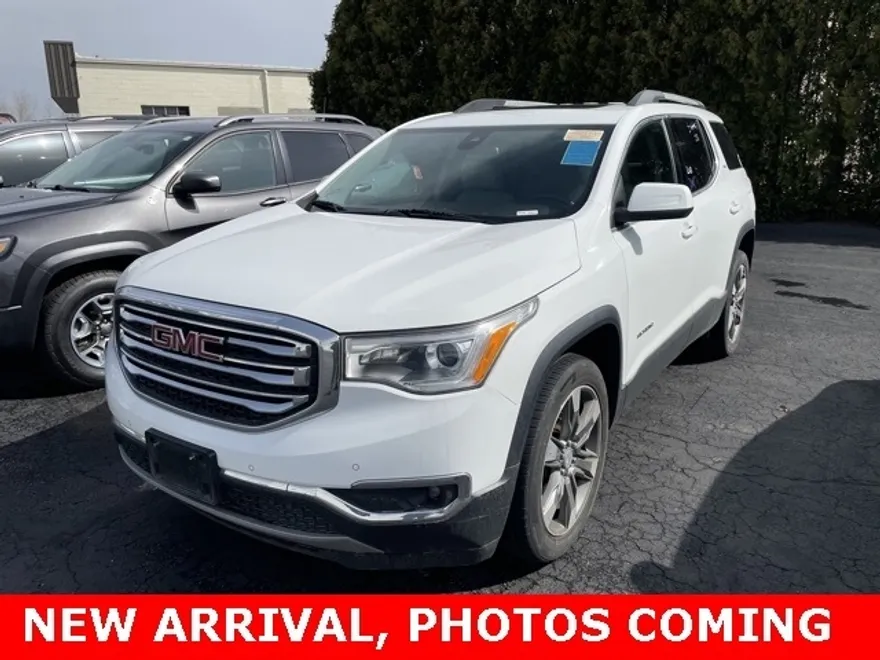 2017 Gmc Acadia SLT photo 1