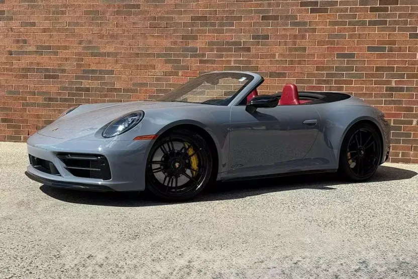 2023 Porsche 911 photo 1