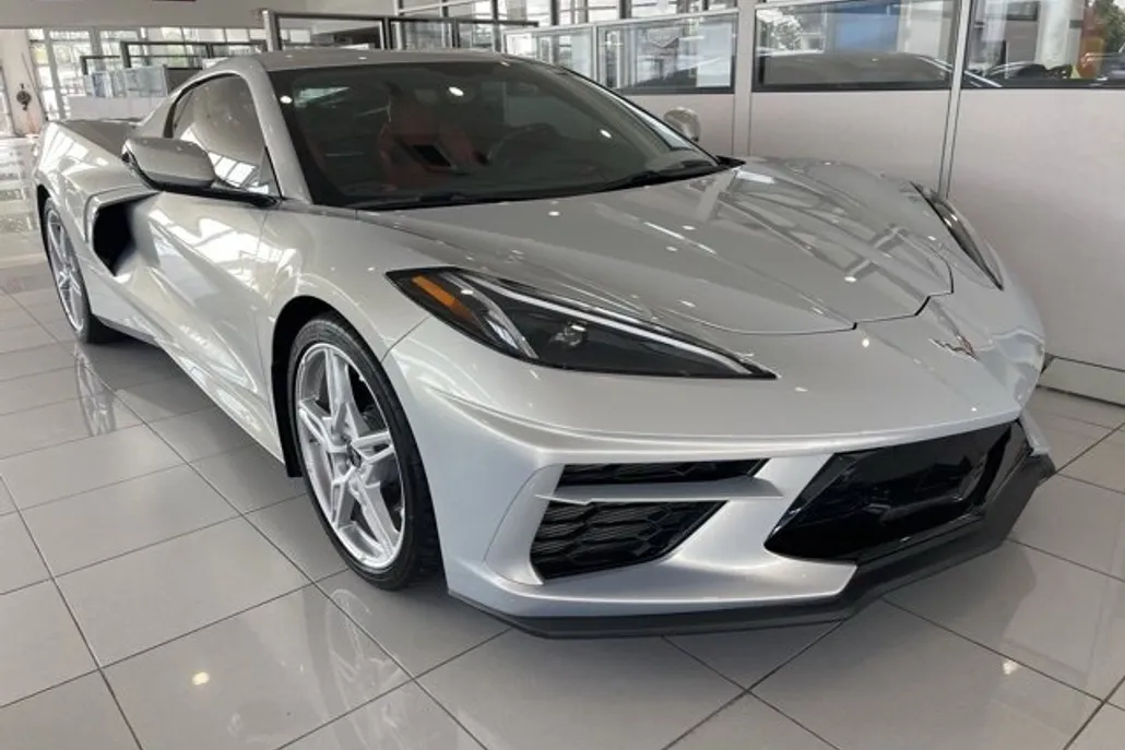 2023 Chevrolet Corvette Stingray 2LT photo 1